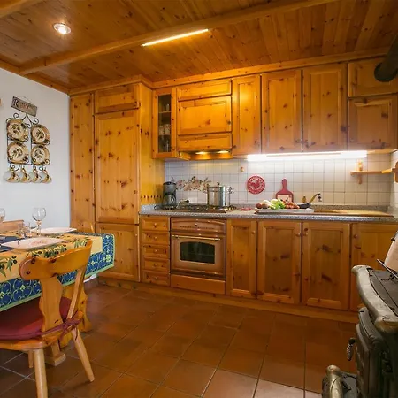 Sleeps 7 Rezzonico
