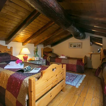 Vakantiehuis Sleeps 7 *